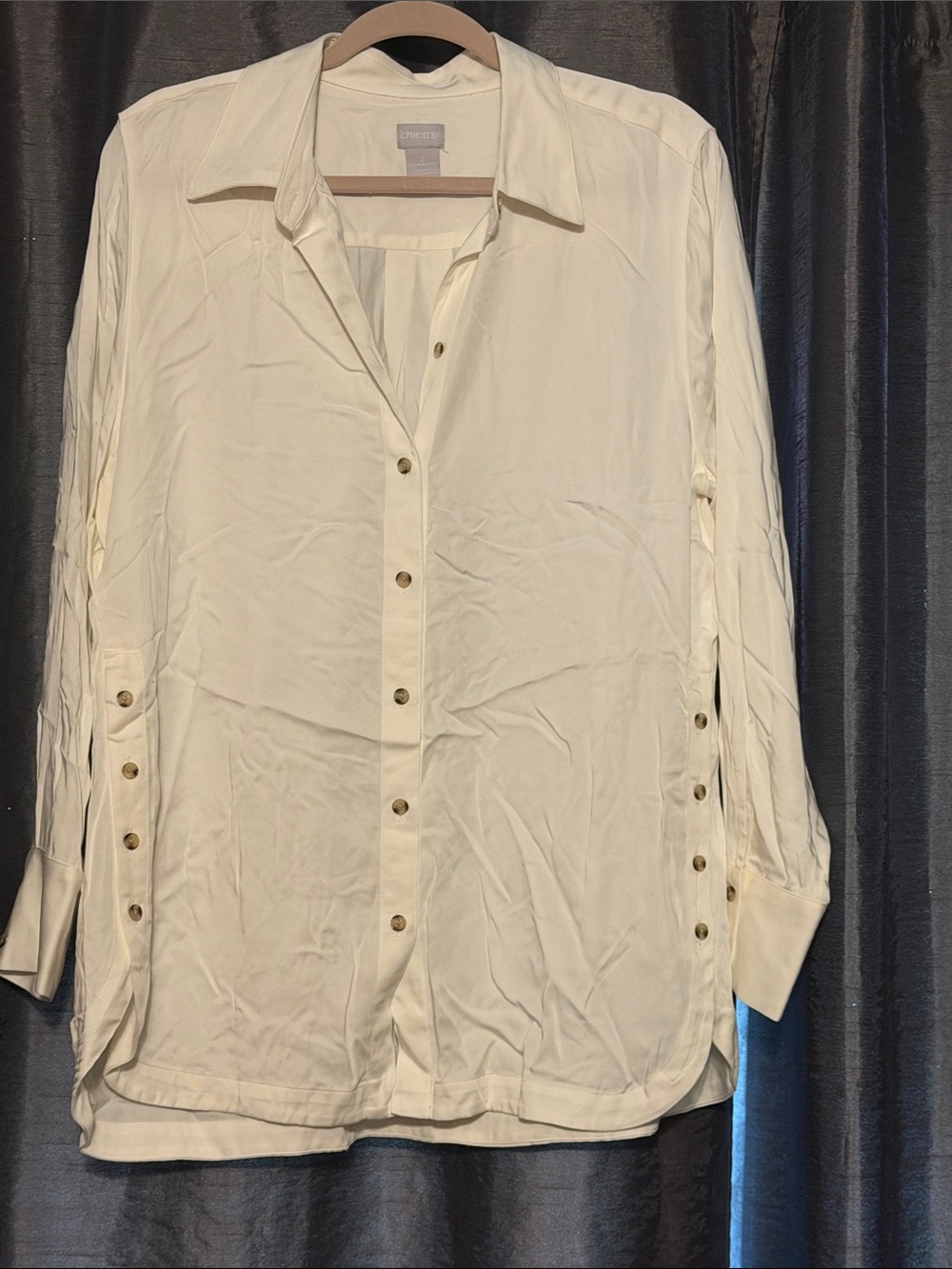 Chico's Cream Button-Down Long Sleeve Tunic